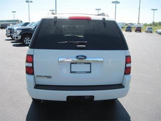 Ford Explorer 2010 photo 4