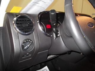 Ford Explorer 2010 photo 1