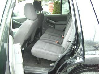 Ford Explorer 2010 photo 2
