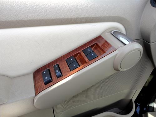 Ford Explorer 2010 photo 2