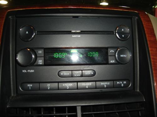 Ford Explorer 2010 photo 4