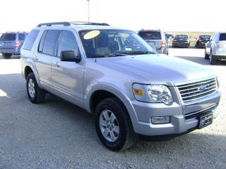 Ford Explorer 2010 photo 1