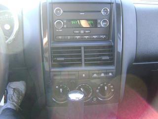 Ford Explorer 2010 photo 4