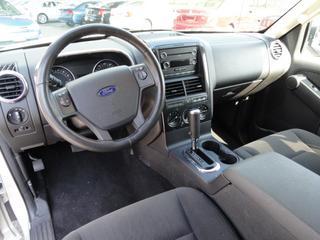Ford Explorer 2010 photo 5
