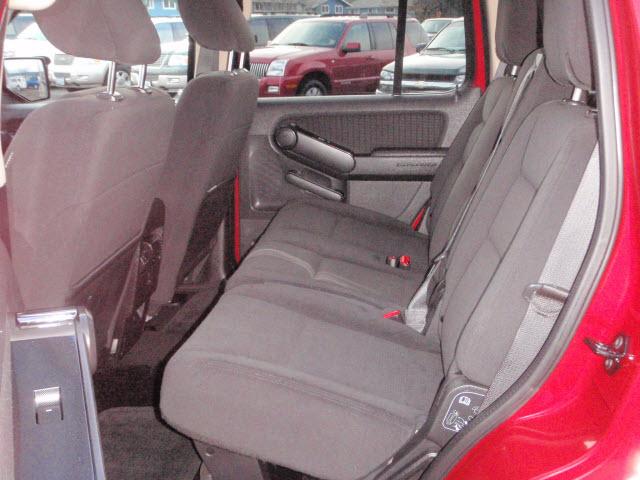 Ford Explorer 2010 photo 5