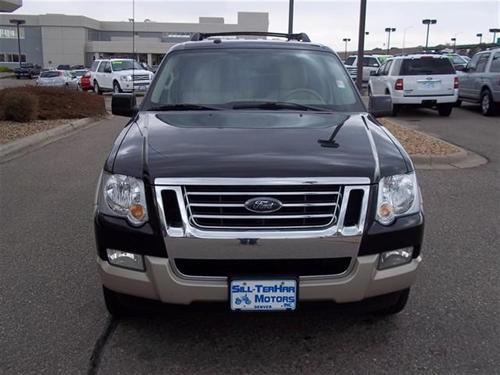 Ford Explorer 2010 photo 1