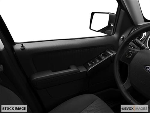 Ford Explorer 2010 photo 5