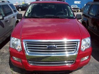 Ford Explorer 2010 photo 1