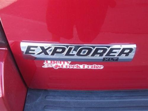 Ford Explorer 2010 photo 3