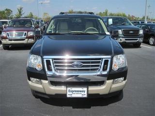 Ford Explorer 2010 photo 2