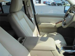Ford Explorer 2010 photo 5