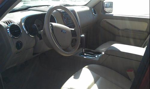 Ford Explorer 2010 photo 3