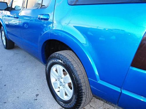 Ford Explorer 2010 photo 3