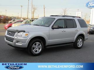 Ford Explorer 2010 photo 1