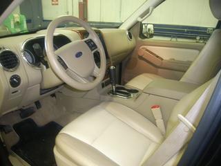 Ford Explorer 2010 photo 4