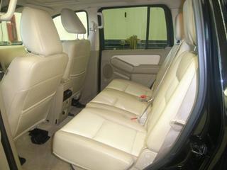Ford Explorer 2010 photo 5