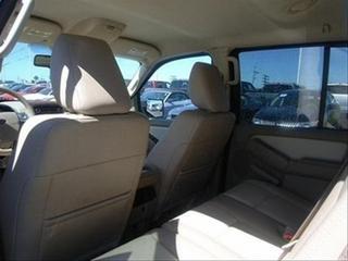 Ford Explorer 2010 photo 3