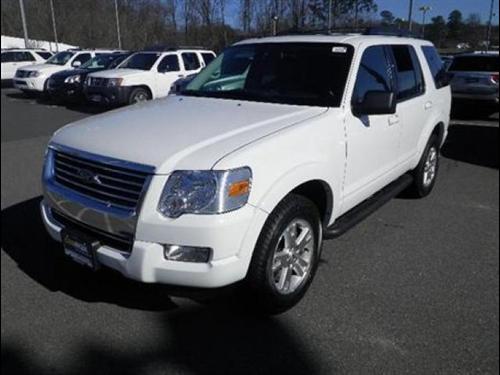 Ford Explorer 2010 photo 2