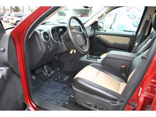 Ford Explorer 2010 photo 1