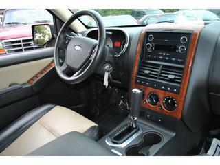 Ford Explorer 2010 photo 3