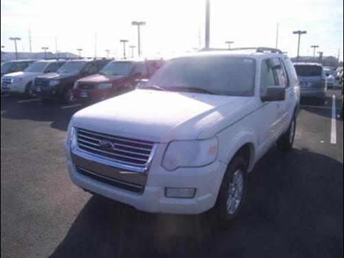 Ford Explorer 2010 photo 2