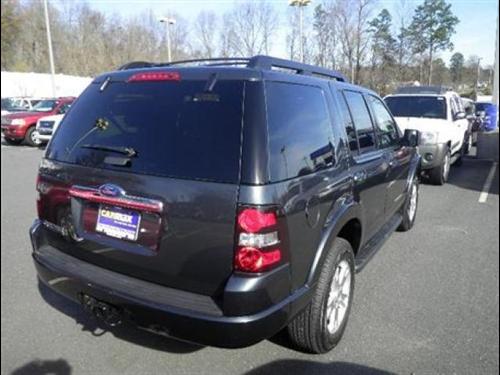 Ford Explorer 2010 photo 3