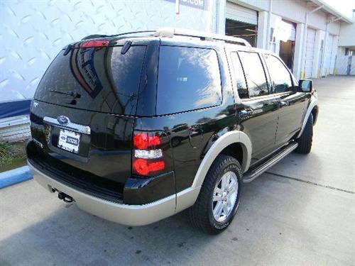 Ford Explorer 2010 photo 4