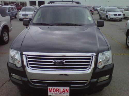 Ford Explorer 2010 photo 2