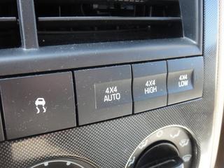 Ford Explorer 2010 photo 1