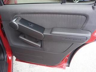 Ford Explorer 2010 photo 1