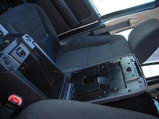 Ford Explorer 2010 photo 3