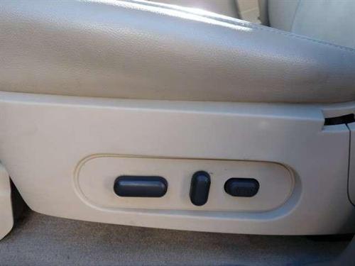 Ford Explorer 2010 photo 3