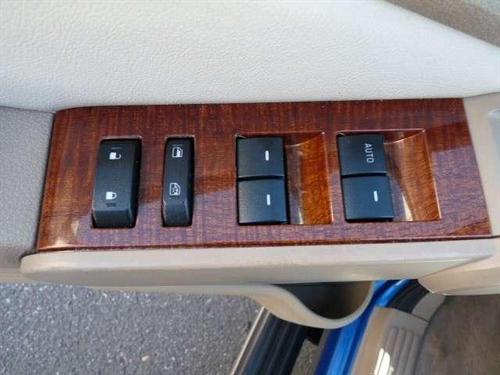 Ford Explorer 2010 photo 4