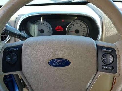 Ford Explorer 2010 photo 5