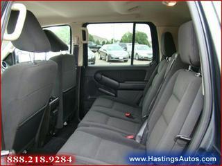 Ford Explorer 2010 photo 4