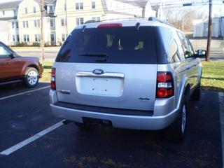 Ford Explorer 2010 photo 3