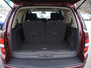 Ford Explorer 2010 photo 1