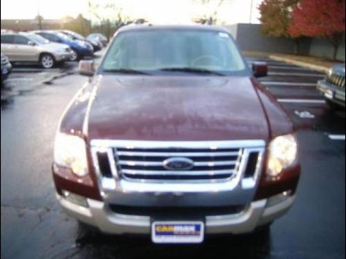 Ford Explorer 2010 photo 1
