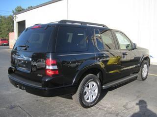 Ford Explorer 2010 photo 3