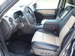 Ford Explorer 2010 photo 4