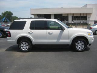 Ford Explorer 2010 photo 4