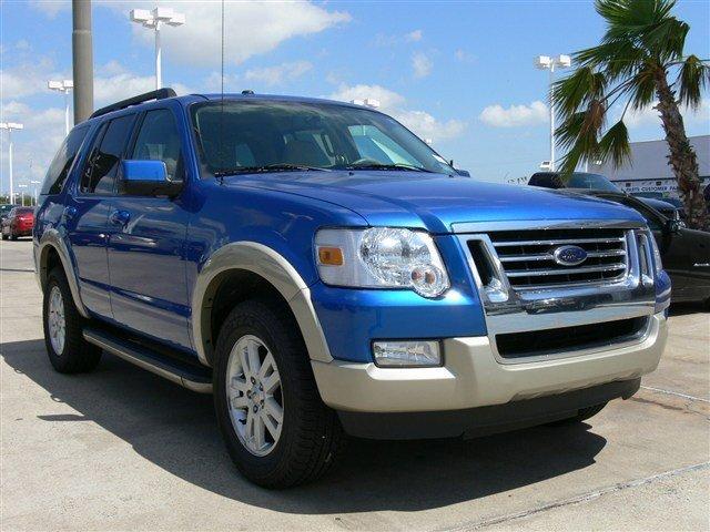 Ford Explorer 2010 photo 1