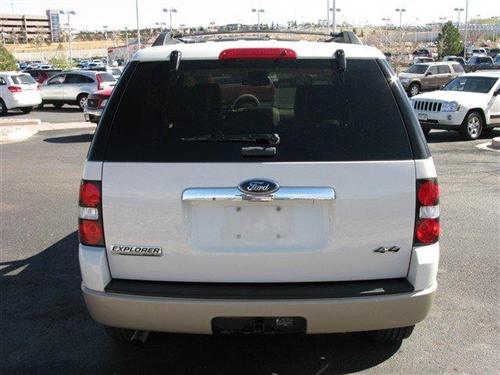 Ford Explorer 2010 photo 2