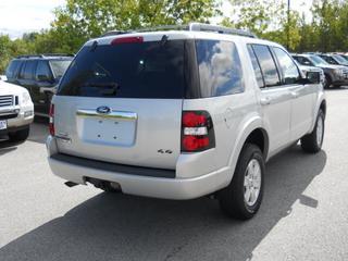 Ford Explorer 2010 photo 1