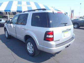 Ford Explorer 2010 photo 2