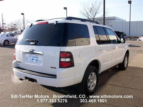 Ford Explorer 2010 photo 4
