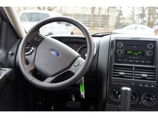 Ford Explorer 2010 photo 5
