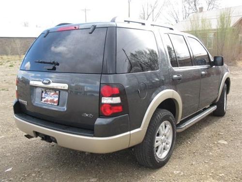 Ford Explorer 2010 photo 3