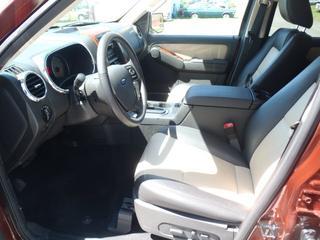Ford Explorer 2010 photo 4
