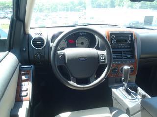Ford Explorer 2010 photo 5